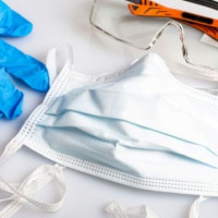Đeo găng tay không có tác dụng giảm nguy cơ lây nhiễm Covid-19