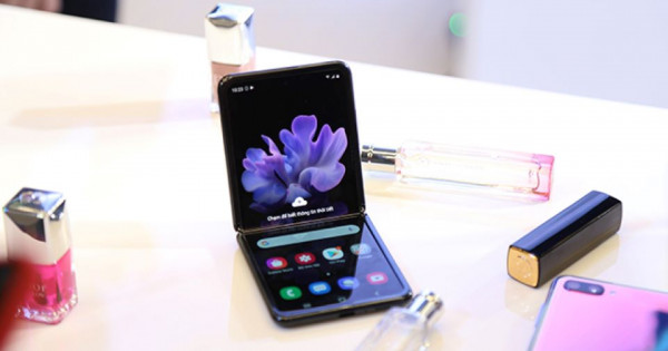 Galaxy Z Flip giảm hơn 10 triệu sau nửa năm có mặt tại Việt Nam