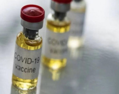 Nga trở thành nước đầu tiên đăng ký vắc xin chống Covid-19, con gái Putin đã được tiêm