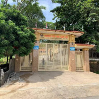Nghệ An: Sập tường trước cổng trường, một học sinh tử vong