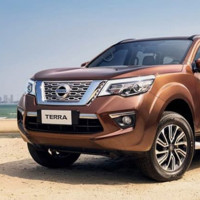 Giá xe ôtô hôm nay 22/9: Nissan Terra ưu đãi 20 triệu đồng và bộ phụ kiện
