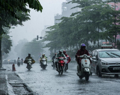 Dự báo thời tiết ngày 25/9: Hà Nội tiếp tục có mưa rào và dông