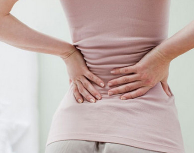 Bạn đã biết lý do gây đau lưng sau sinh?
