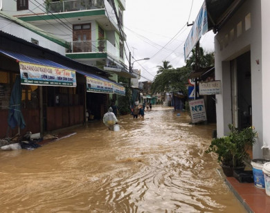 Đà Nẵng: Tiếp tục cho học sinh, sinh viên nghỉ học vì mưa lớn kéo dài