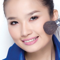 Bí quyết để trang điểm mà da không bị mốc