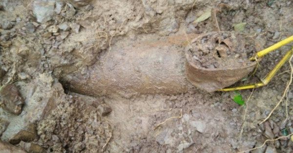 Quảng Trị: Phát hiện 3 quả bom chưa nổ nổi lên sau khi lũ rút