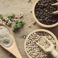 Giá tiêu hôm nay 25/10: Tăng mạnh 