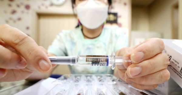 Singapore tạm dừng sử dụng 2 loại vaccine phòng cúm