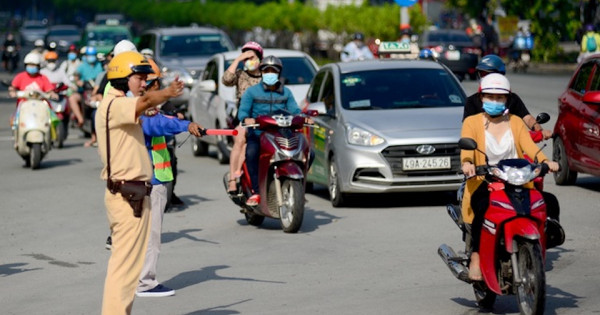 Cấm xe qua cầu vượt Nguyễn Hữu Cảnh 6 tháng kể từ ngày 29/10
