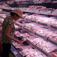 Thịt heo bình ổn giảm từ 4.000-5.000 đồng/kg