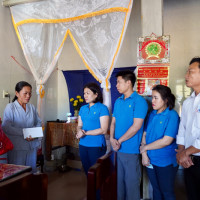 Novaland đến tận nơi thăm tặng quà người dân miền Trung