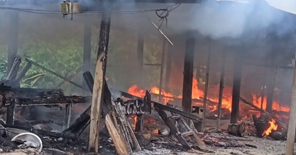 Quảng Nam: 2 cháu bé tử vong trong vụ cháy nhà