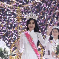 Hoa hậu Việt Nam 2020 Đỗ Thị Hà bị "chê" thi ứng xử kém?