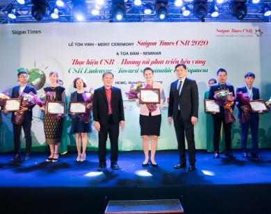 Home Credit Việt Nam nhận giải thưởng “Vì những đóng góp cho cộng đồng”
