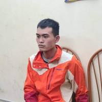 Nghi phạm đâm gục bảo vệ, cướp điện thoại cửa hàng Thế giới di động khai gì?