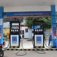 Ngày mai (11/12), giá xăng sẽ tiếp tục tăng mạnh?