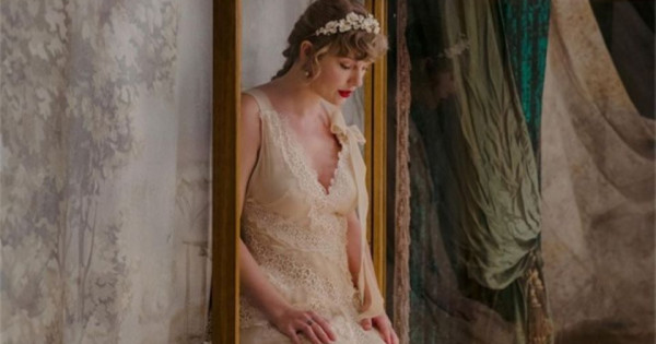 Taylor Swift hóa thành cô dâu xinh đẹp trong album mới