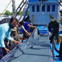 Bắt giữ tàu vận chuyển 80.000 lít dầu DO không rõ nguồn gốc
