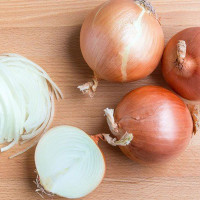 Tại sao hành tây lại có thể trị được mụn?