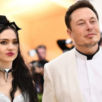 Ca sĩ Grimes - Bạn gái tỷ phú giàu nhất thế giới Elon Musk nhiễm Covid-19