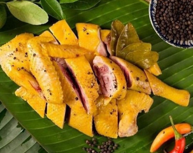 Mách bạn công thức tự làm gà ủ muối hoa tiêu tuyệt ngon đãi khách