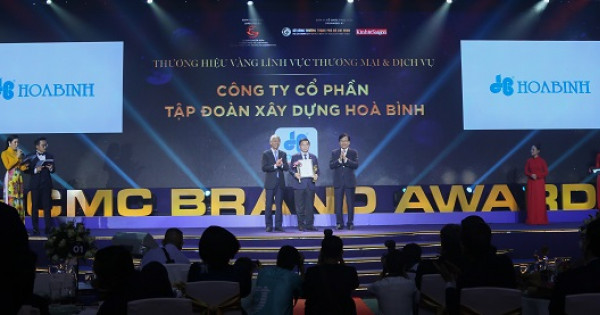 Tập đoàn Xây dựng Hòa Bình nhận giải Thương hiệu Vàng TP Hồ Chí Minh