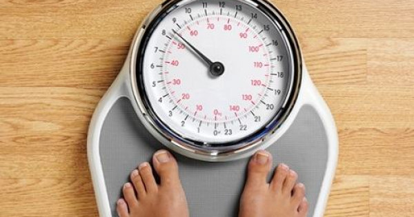 Làm cách nào để ăn đủ dinh dưỡng mà cân nặng vẫn giảm