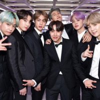 Nhóm nhạc BTS được vinh danh Nghệ sĩ thu âm toàn cầu của năm