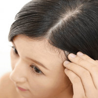 Xử lý tóc bết dính đơn giản hơn bạn nghĩ