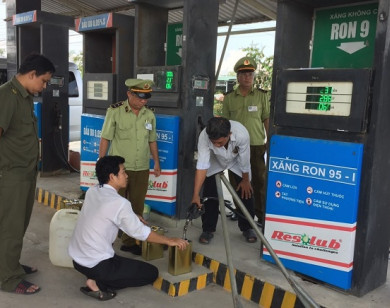 Lỗ hổng quản lý kinh doanh xăng, dầu: Bao giờ lấp đầy?