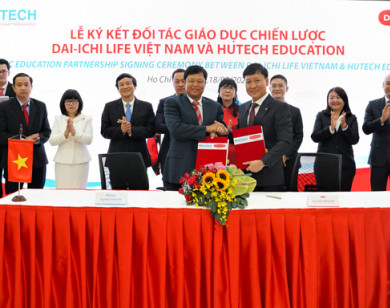 Dai-ichi Life Việt Nam và HUTECH Education ký kết đối tác giáo dục chiến lược