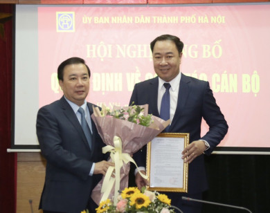 Trao quyết định bổ nhiệm ông Nguyễn Xuân Khánh giữ chức Phó Tổng biên tập báo Kinh tế & Đô thị