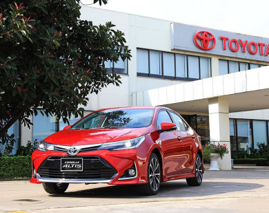 Triệu hồi xe Toyota Corolla Altis do lỗi bơm nhiên liệu