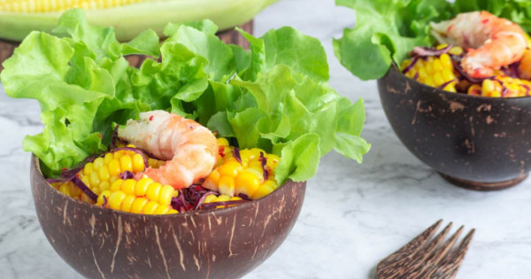 Cuối tuần làm salad ngọt mát cho gia đình