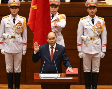 Ông Nguyễn Xuân Phúc được bầu giữ chức Chủ tịch nước