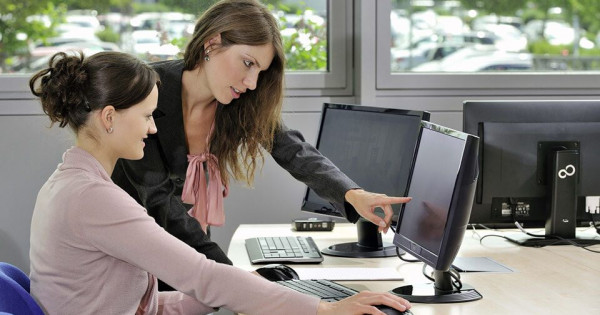 Trường hợp nào người nước ngoài không cần xin giấy phép lao động?