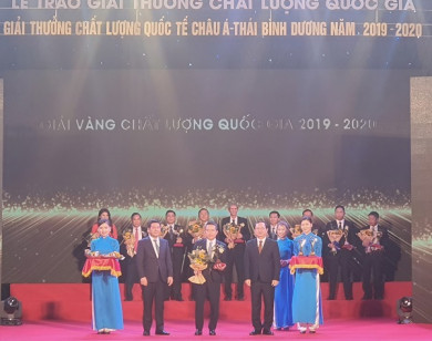 Phân Bón Cà Mau nhận giải vàng chất lượng quốc gia năm 2020