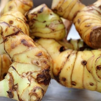Tác dụng phụ của củ riềng không phải ai cũng biết