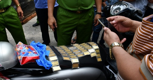Công an cho biết nguồn gốc 66 lượng vàng và 35.000 USD của nguyên Giám đốc Sở GTVT Trà Vinh vừa bị trộm