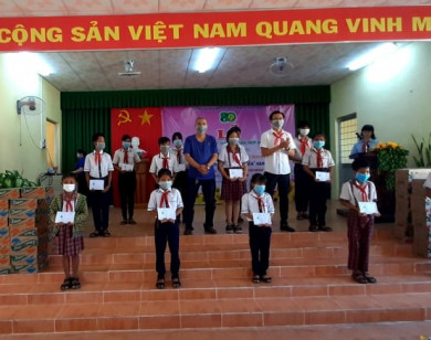 Công ty TNHH Truyền thông Reporter VN tổ chức “Ngày hội dinh dưỡng và phát triển 2021” cho trẻ em nghèo ở Sóc Trăng
