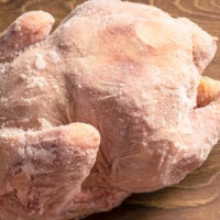 Bạn đã rã đông thịt gà đúng cách?