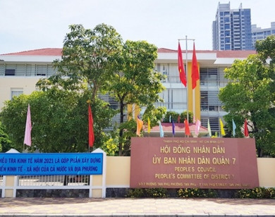 TP Hồ Chí Minh: Phát hiện ca nghi mắc Covid-19, UBND quận 7 tạm dừng hoạt động