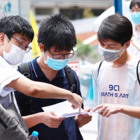 Bộ GD&ĐT "chốt" tổ chức thi tốt nghiệp THPT thành 2 đợt