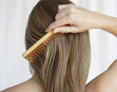 6 việc làm đang phá hủy mái tóc của bạn
