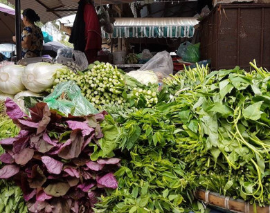 Giá rau xanh tại TP Hồ Chí Minh tăng vọt vì dịch Covid-19