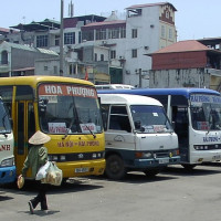 Xăng, dầu tăng giá: Doanh nghiệp vận tải thêm gánh nặng