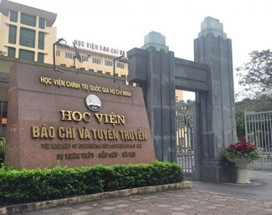 Nhiều trường Đại học hoãn thi riêng năm 2021