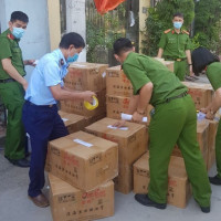 Phát hiện gần 4 tấn mỹ phẩm có dấu hiệu nhập lậu ở Hà Nội