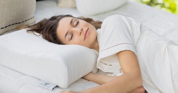 7 thói quen khi ngủ gây hại cho cơ thể chị em cần tránh 
