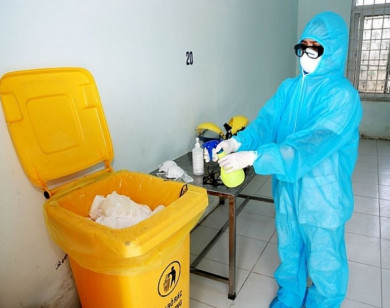 Hướng dẫn vệ sinh khử khuẩn, quản lý chất thải tại nhà cho người tiếp xúc gần ca bệnh Covid-19